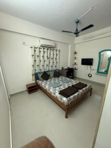 2 BHK Comfy Apartment Gachibowli