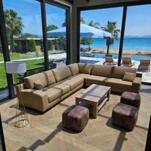 Evia Palm Beach Villa