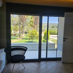 Evia Palm Beach Villa