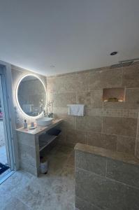 Love hotels Suite Prestige : photos des chambres