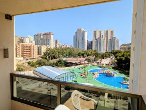 Apartamento con piscina de verano e invierno