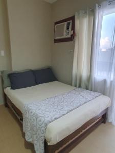 Studio Condo Unit with Balcony Avida IT Park