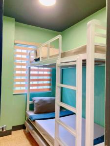 Newlives Transient 1 Atok Trail - 1st Floor