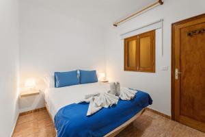 Home2Book Relaxing Órzola Getaway with BBQ