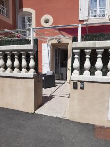 Appartements Au soleil du Tricastin - Appartement 3 chambres avec terrasse : photos des chambres