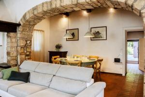 The Secret Garden - Pool, Garden and Parking