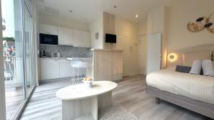 Appartements Au Petit Bonheur - Studio - Centre ville : Appartement 1 Chambre