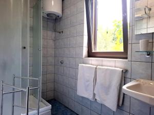 Apartments and Rooms Kapela