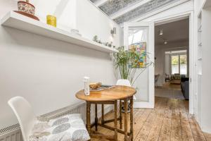 An Architects Home - Vauxhall 1 Bed Apt - Zone 1