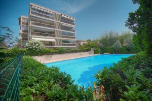 Char - Piscine - Parking - VCA