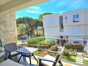 White Moon Apartment 301