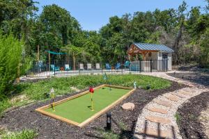 3 Weeks On The Shores