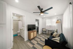 Hale Hideaway 2BR 1BA