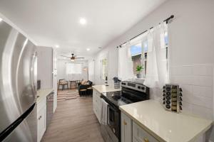 Hale Hideaway 2BR 1BA