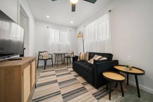 Hale Hideaway 2BR 1BA