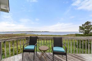 Oyster Pointe E3