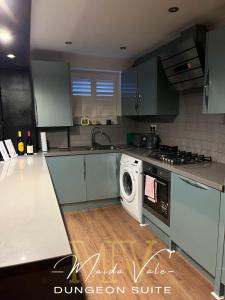 Maida Vale Dungeon Suite