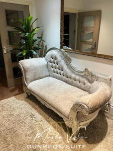 Maida Vale Dungeon Suite