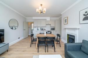 Modern Flats in Fitzrovia - Steps from Oxford St, Soho and London Top Sights