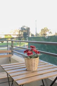 Chic Retreat in Nunoa Perfect Studio for 2