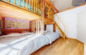 Maisons de vacances Amazing Home In St-Hilaire-Le-Chateau : photos des chambres