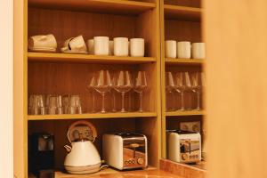 Bravissimo Vivaldi 2B, Monthly Apartment