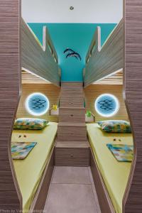 Costa Petra - Luxury Seaside Cottage with Garden - Vacation House for families in Greece