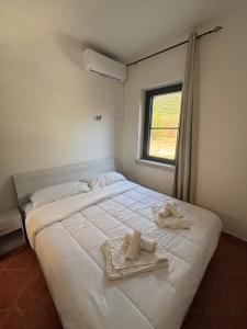 Villa with stunning views to the mountains 5km from the beach