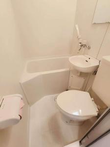 Shin-Ookubo station 8 min walk#Shinjuku#speed wifi#新宿大久保韩国步行街#JR新大久保站步行8分钟#阳光温馨公寓#高速无限制网络lucky