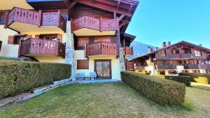 Appartements Ski in Ski out MNT Direct piste access : photos des chambres