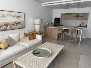 Oasis Ballena Exclusive