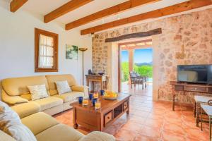 Villa Can Xanet de Baix by Villa Plus