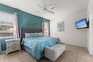 1323ZUREIQ-Zureiq Dreams (S)