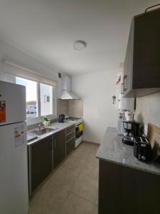 Moderno y equipado Departamento - Viedma