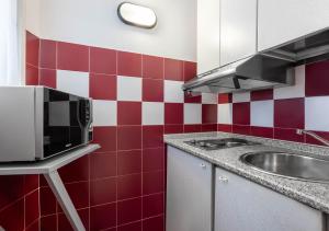 Double Room with Kitchenette room in iH Hotels Milano ApartHotel Argonne Park