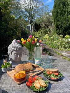 Entire Georgian luxury house - 3 Storey- High St Henley-in-Arden -Two bedrooms-Sleeps 4 people Close to Stratford upon Avon - Warwick - Solihull - NEC