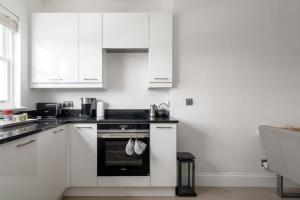 Bright Designer Flat in Chelsea