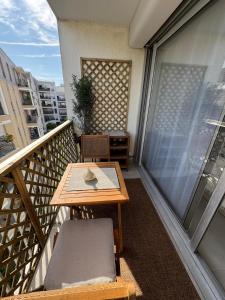 Appartements Entire Cozy Studio Walk to La Defense Arena : photos des chambres