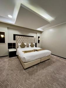 اصالة الشروق للشقق المخدومه