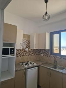 RAS JEBEL APT route de la plage vue sur mer