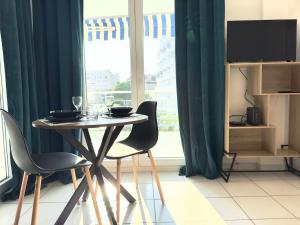 Cocon 2 pers à 100m des plages