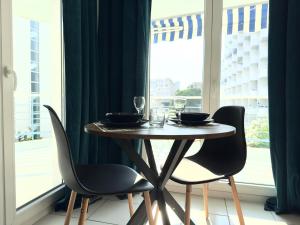 Cocon 2 pers à 100m des plages