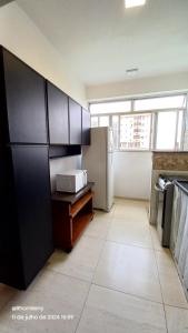 Apt novinho 03 qtos 350m da Praia do Forte