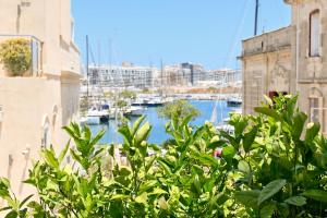 Vue Mer & Jacuzzi - Calme entre Valette et Sliema