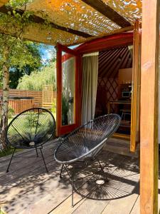 Jurta nad Zegrzem z prywatnym jacuzzi