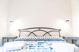 Casa Gemelli a pochi passi da spiaggia Su Giudeu Chia