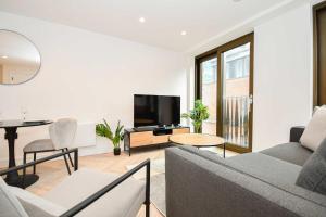 Modern 1 Bed Flat in Central Manchester w Balcony