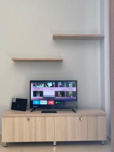 Sunrise Sea & Mountain Vista Apartments