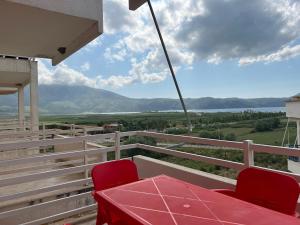 Sunrise Sea & Mountain Vista Apartments