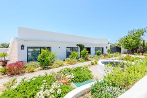 Casa Ciconia - Private House with Pool - 10 min from Fuseta & Barril Beach